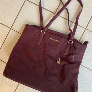 Michael kors tote
